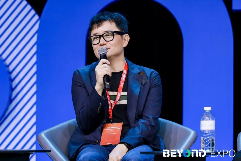 Fu Sheng sharing insights at BEYOND Expo.
