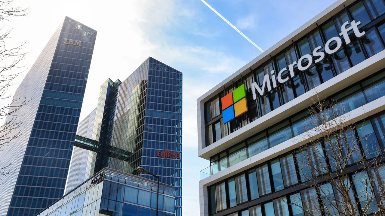 Microsoft Challenges Anthropic's AI Consciousness Approach